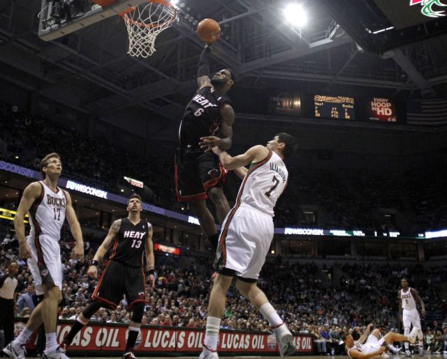 Ασταμάτητοι οι Θάντερ πέρασαν από το Ντάλας και έκαναν το 17-4